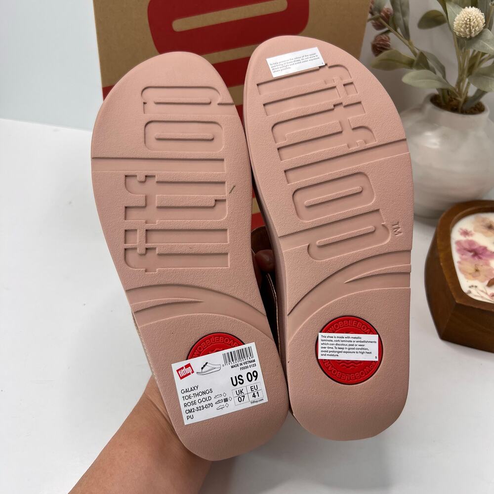 FitFlop Galaxy Crystal Embellished Toe-Thong Sandals Rose Gold Women 9/EU41 NWB - Picture 9 of 11